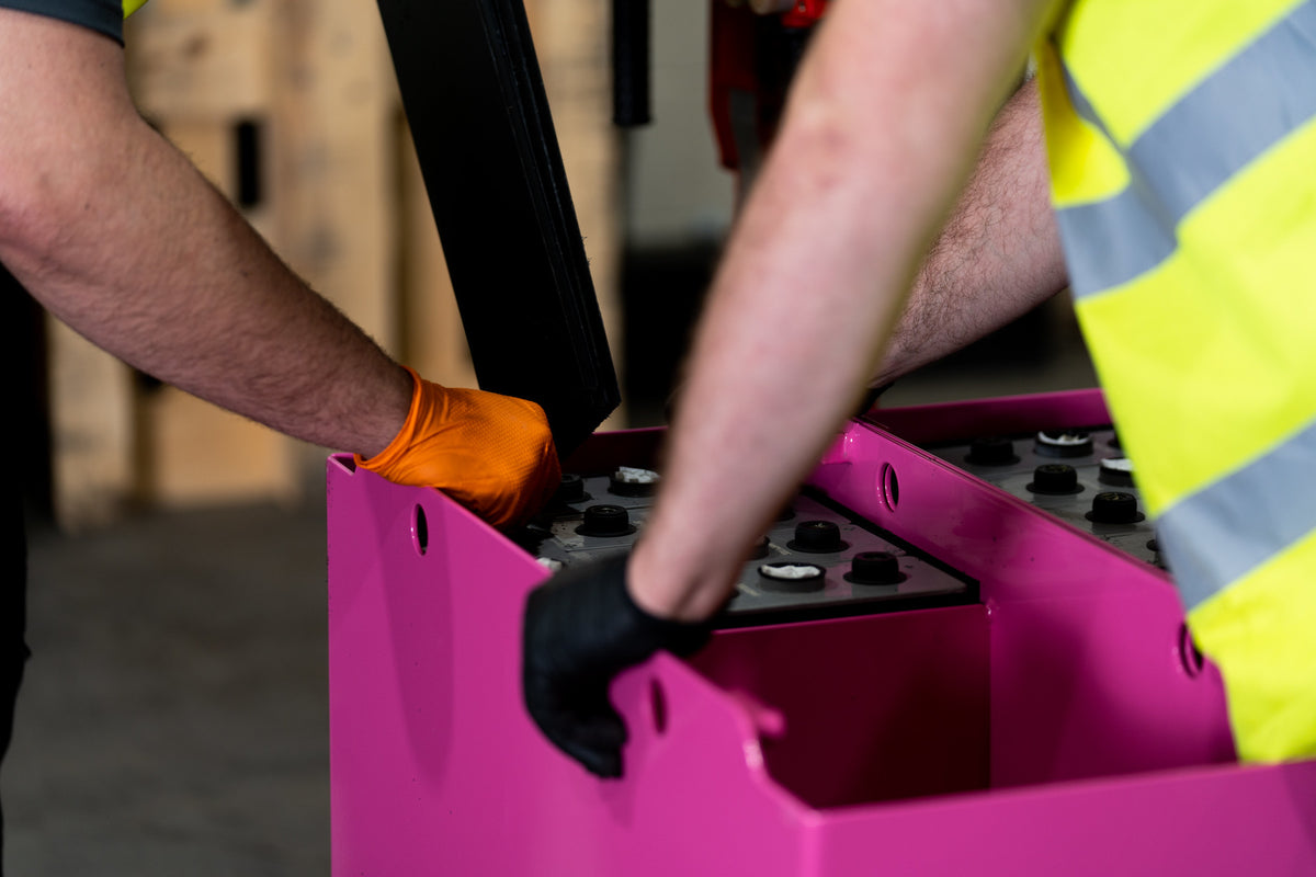 Forklift Battery & Charger Rental Juice Energy